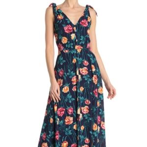 Betsey Johnson Dresses - Betsey Johnson Floral Print Crepe Dress Size 14 Betsey Johnson Dresses - Betsey Johnson Floral Print Crepe Dress Size 14